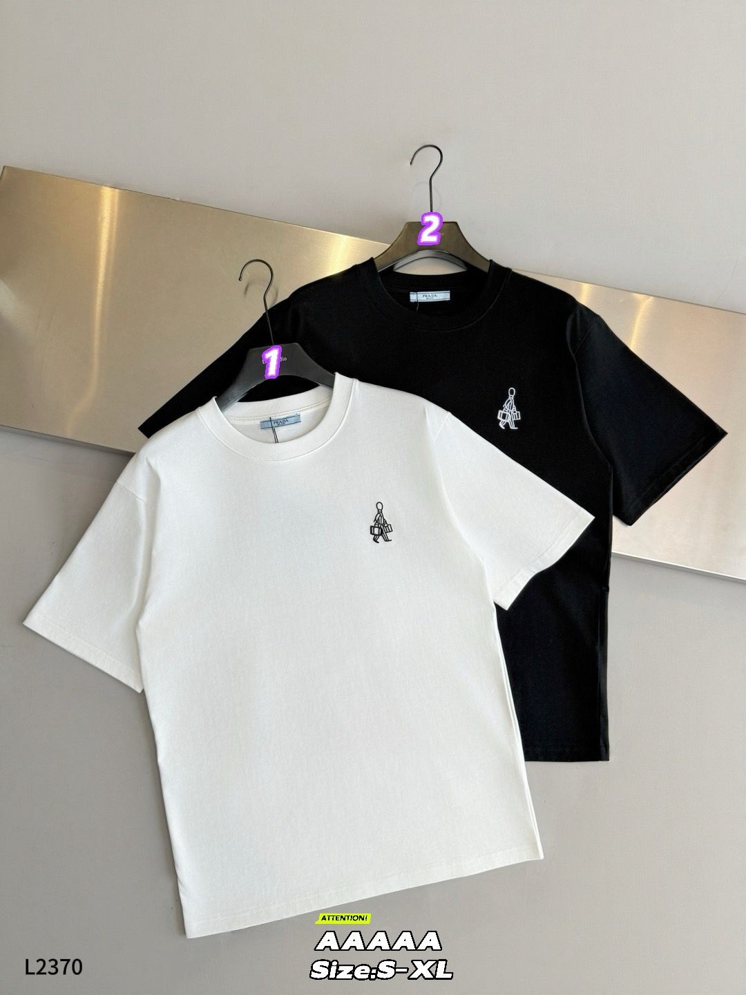 L2370 Luna Clothes