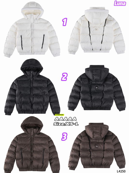 L4250    Luna     Clothing