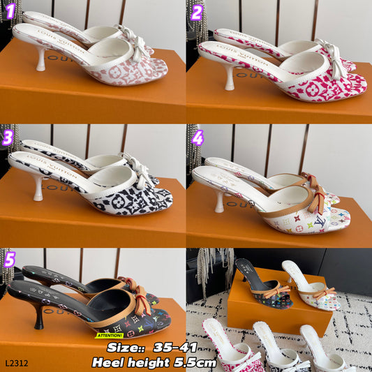 L2312 Luna shoes