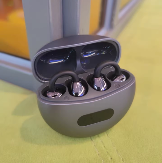L758 Luna Bluetooth headset